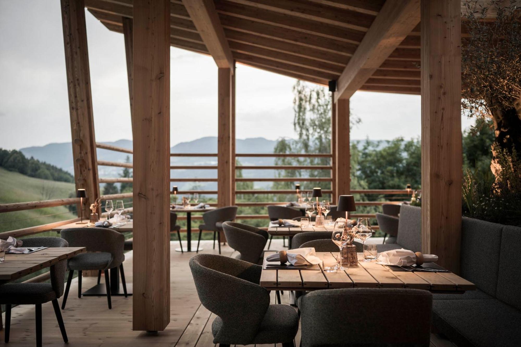 Presulis Hideaway Apartments & Restaurant Fie allo Sciliar Bagian luar foto